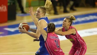 Hof, en el duelo ante La Seu | FOTO SALAMANCA24HORAS.COM
