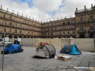 Acampada permanente de personas refugiadas (1)