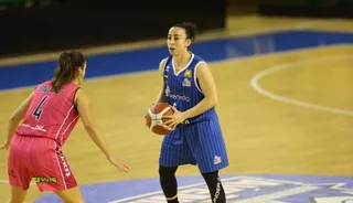 Silvia Domínguez, en un ataque ante La Seu | FOTO SALAMANCA24HORAS.COM