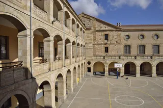 Colegio Maestro Ávila