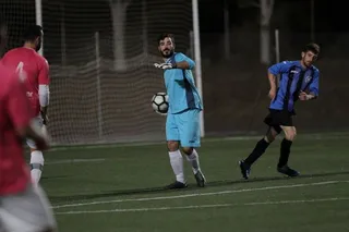 Partidos sin complicación para los líderes del fútbol modesto
