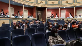 El público peñarandino ha vuelto a llenar el teatro Calderón