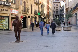 Gente paseando por Salamanca | Foto: S24H