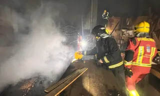 Incendio en una nave de Lumbrales (1)