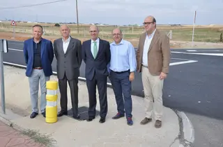 Villares de la Reina carretera