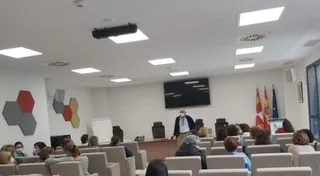 Imagen asamblea de trabajadores.