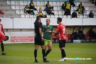Lance del encuentro de ida entre Guijuelo y Zamora en el Ruta de la Plata
