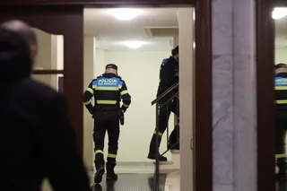 Desalojadas 17 personas de una fiesta ilegal de madrugada en un piso de la calle Cerrada Corrillo