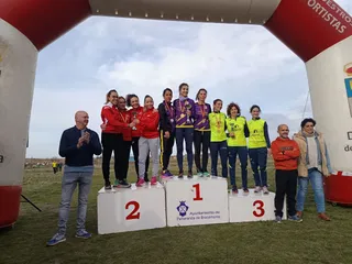 El Atlético Macotera, campeón de Castilla y León de atletismo veterano