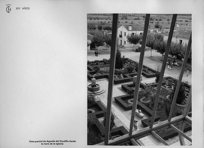 Agueda del Caudillo desde la torre de la Iglesia. Instituto Nacional de Colonización
