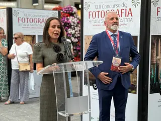 Inauguración de la exposición con las imágenes. 