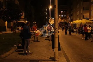 Charanga y sangria en zoes