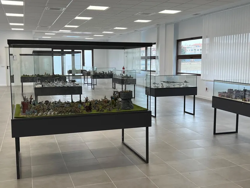 I Feria de Miniaturas Vía Facebook El Tercio Invicto 1