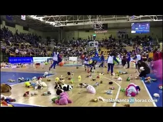 Lluvia de peluches en Würzburg