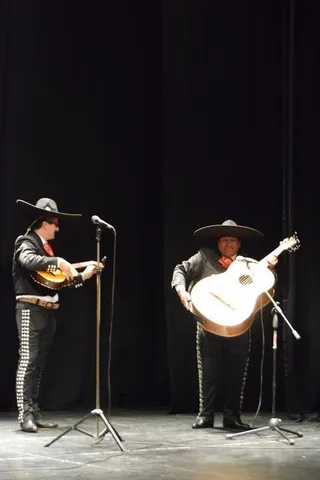 Mariachis en Alba de Tormes