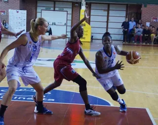Avenida sufre su primera derrota ante Bizkaia