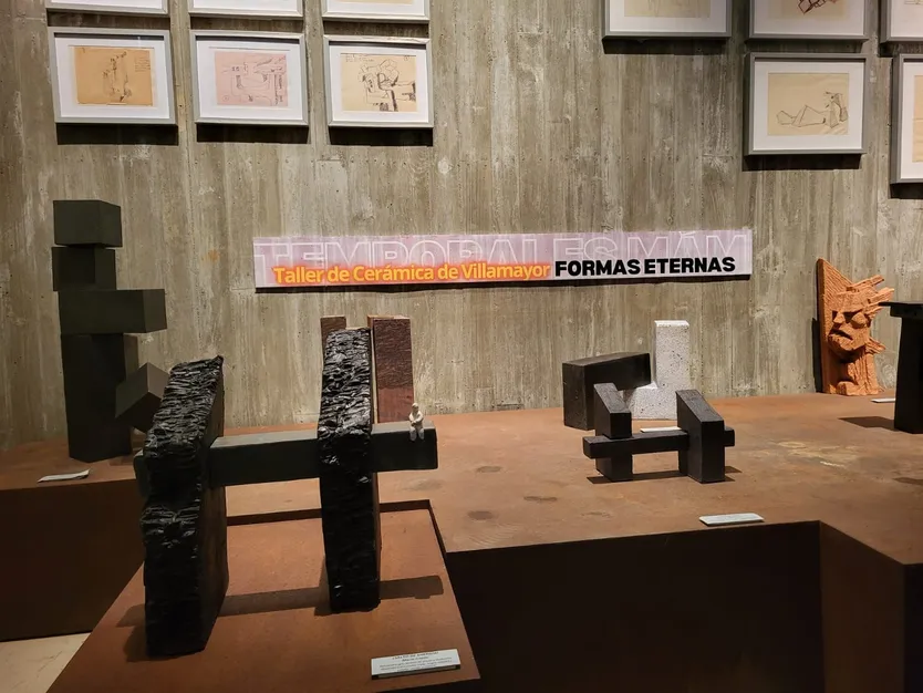 El taller de cerámica de Villamayor homenajea a Ángel Mateos (2)