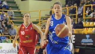 Perfumerías Avenida cierra la liga regular humillando a Ibiza (105-45)