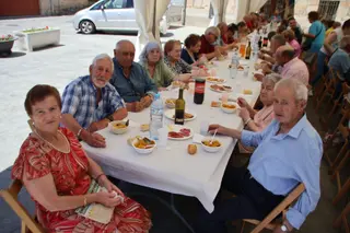 Villamayor comida de los mayores