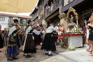 Ofertorio a la Virgen del Robledo en Sequeros