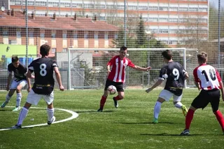 El Santa Marta LN mantiene el liderato tras ganar en Ponferrada