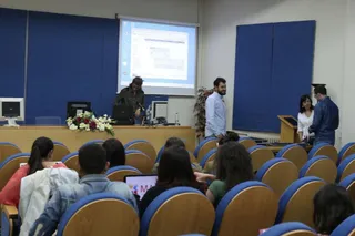 Charla sobre desarrollo profesional.