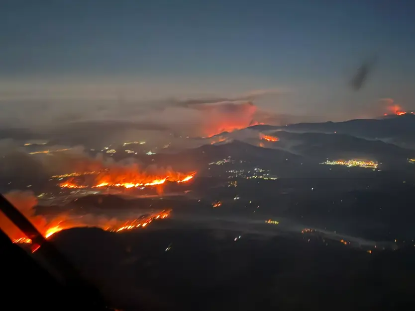 Incendio Ávila Visto Desde El Aire 2