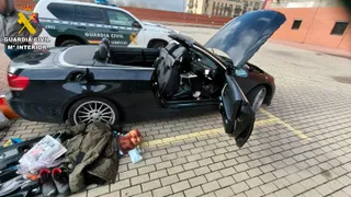 Un detenido con un cargamento de droga tras ser sorprendido en un control en la rotonda de Buenos Aires | Guardia Civil de Salamanca