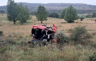 Una fallecida y dos heridos %22muy graves%22 en una salida de vía de un turismo en la SO 100 en Soria