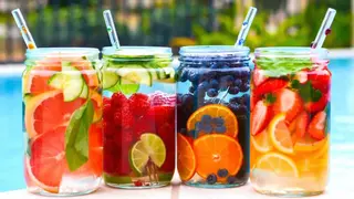 Agua con frutas