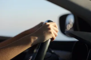 Un conductor al volante. Foto EP