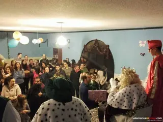 Sieteiglesias rebosa ilusión con la llegada de los Reyes Magos