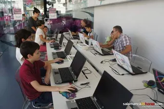 El Espacio Digital acoge charlas y talleres para prevenir amenazas en internet