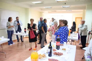 Vino español y entrega de distinciones y homenajes en AVESAL