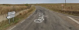 Carretera entre Gallegos de Argañán y Alameda de Gardón. FOTO G.M.