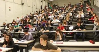 La Junta abre el plazo de solicitud para las becas universitarias del presente curso 2017-2018