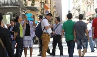 Los turistas extranjeros movieron más de 31 millones de euros en un julio de récord