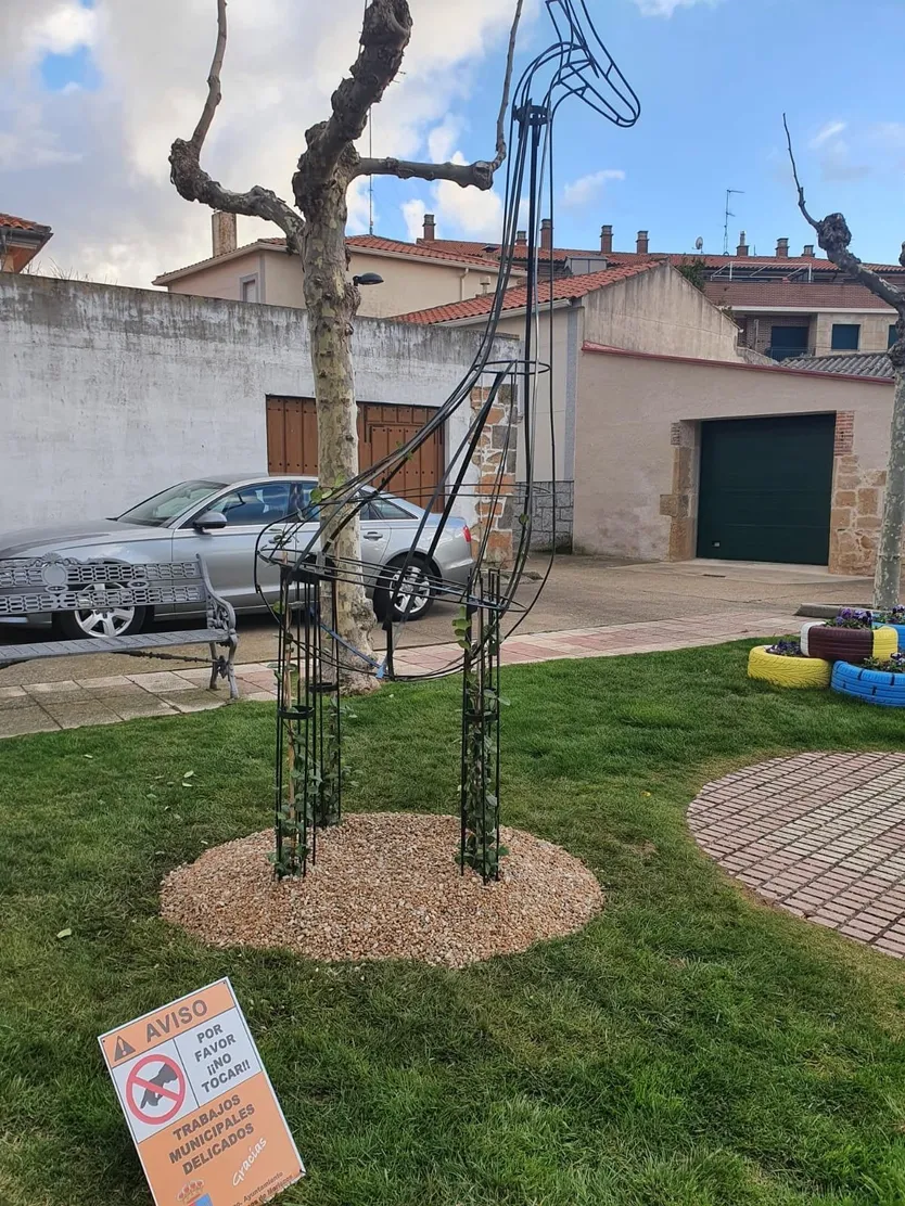 Castellanos estatuas zonas verdes