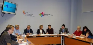 Mesas de trabajo sobre protección a las personas y en atención a la dependencia