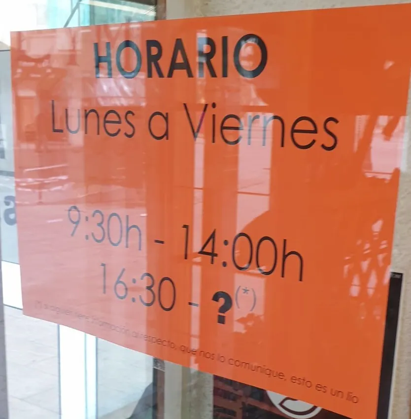 Cartel del negocio