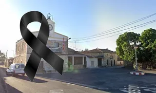 Crespón Ayuntamiento de Torresmenudas