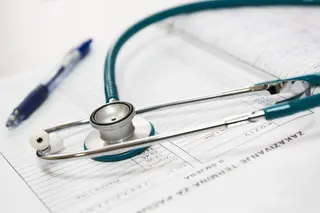 Archivo Fonendoscopio Médico. Europa Press