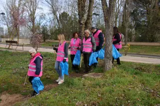Voluntariado ambiental en la ribera del río Tormes