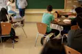 Aula con estudiantes dando clase | Europa Press