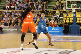 Bria Hartley, ante Fingball | FOTO ANDREA MATEOS