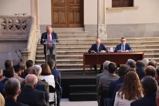 Un momento del acto de entrega de la medalla de oro de la provincia.