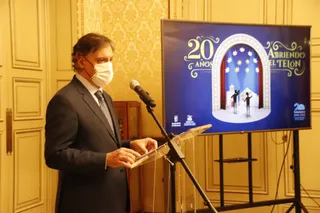 Carlos García Carbayo, alcalde de Salamanca, durante la presentación de la programación cultural del Ayuntamiento de Salamanca 2022