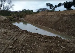 Muro ilícito de el Tejado