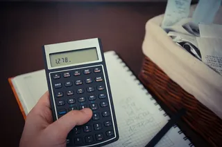 Money bills calculator save savings taxes