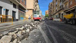 Obras de renovación de redes de abastecimiento de agua en el barrio Prosperidad. Foto de archivo